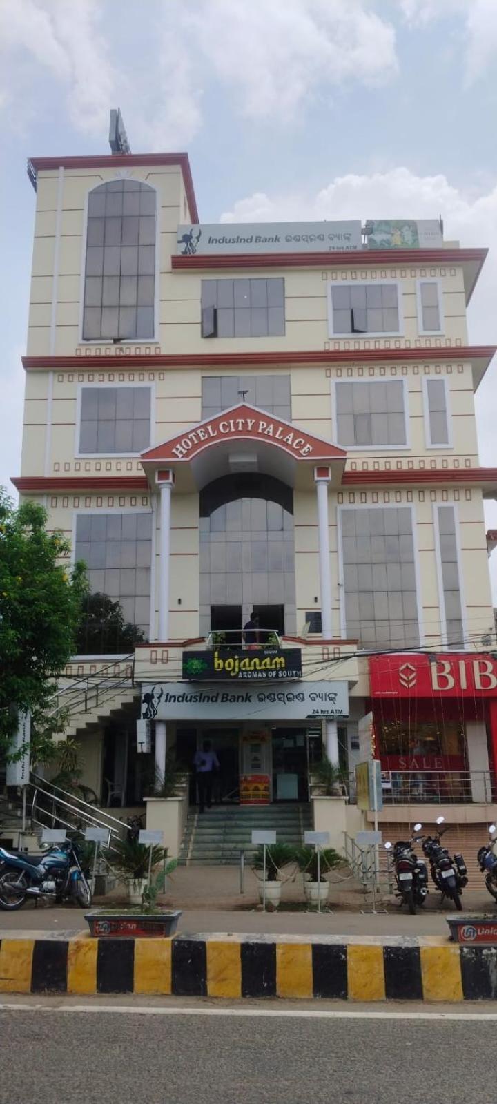 Hotel City Palace Brahmapur Bagian luar foto